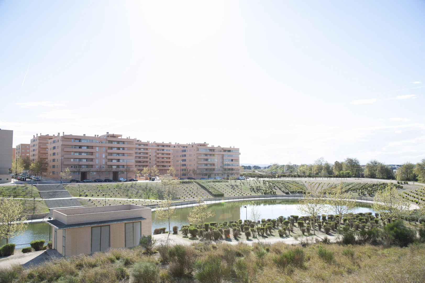 Varios edificios en Rosales del Canal - Zaragoza