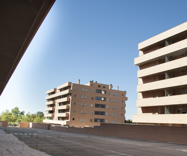 Garaje – Rosales del Canal – Zaragoza