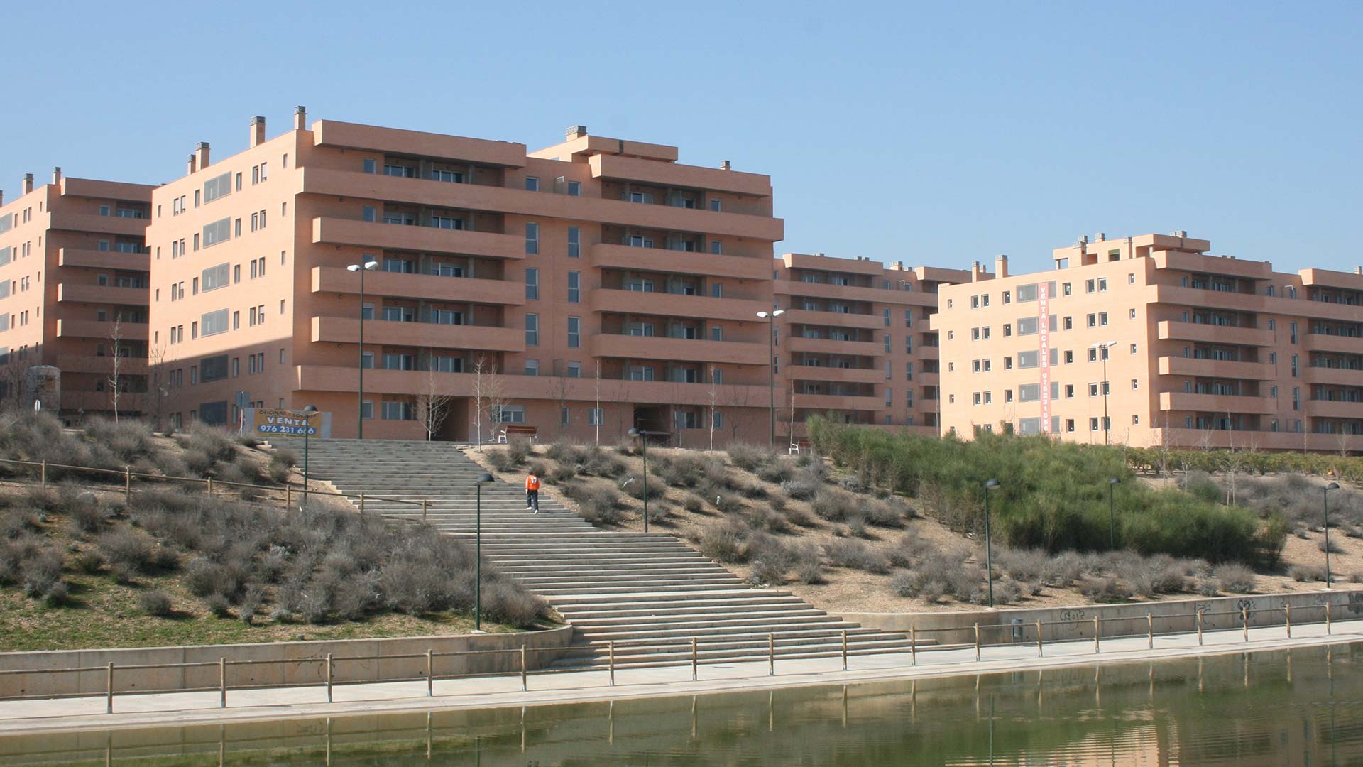 Garajes Beethoven - Rosales del Canal - Zaragoza